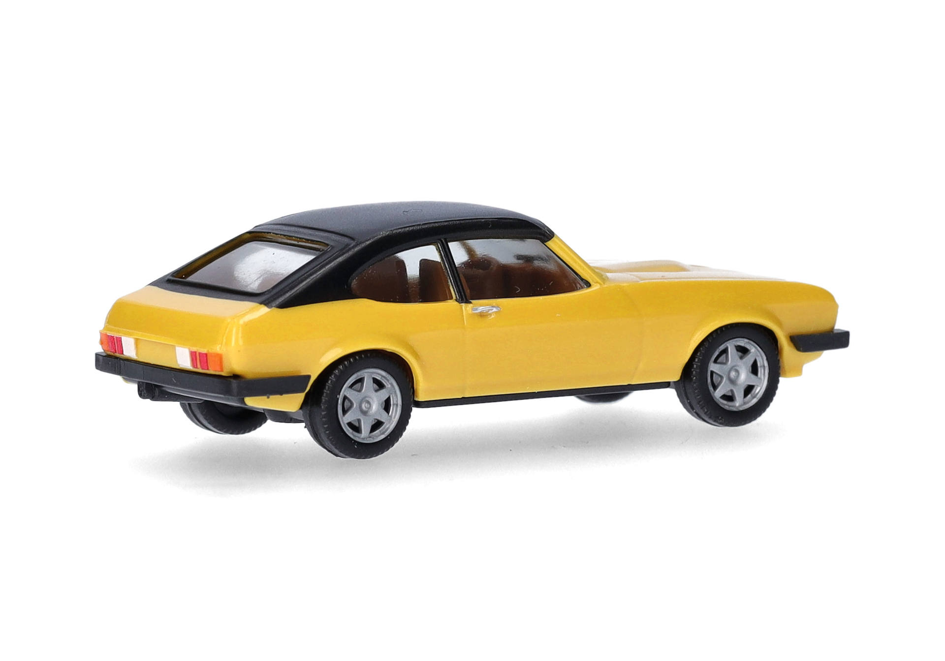 Ford Capri II with vinyl roof, daytona yellow