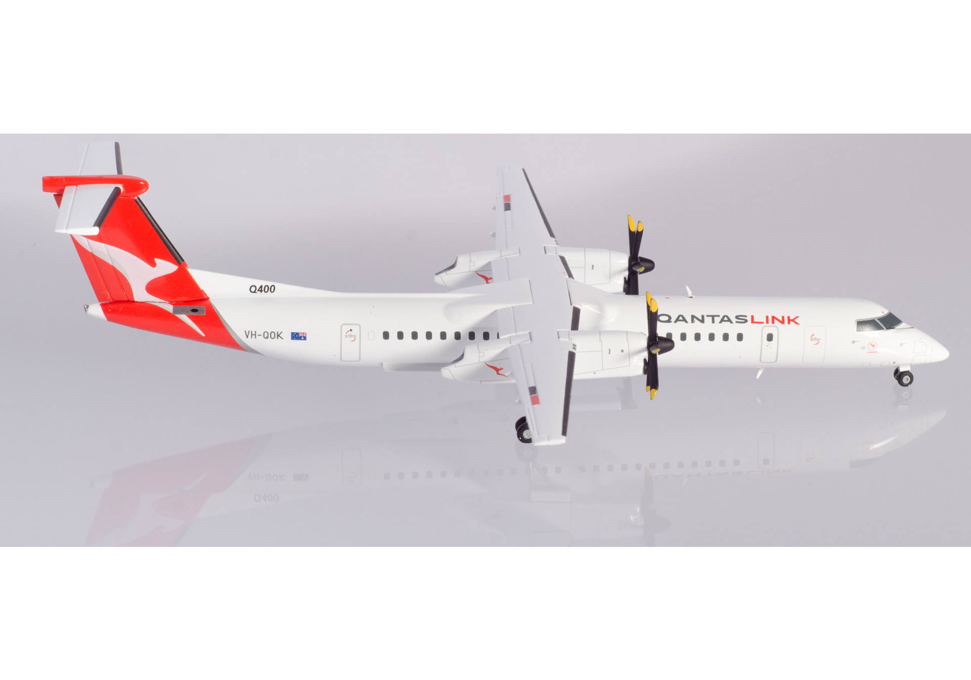 Avion Bombardier Q400 LOT Polish Airlines – Miniature HERPA 1/500 – HER538077